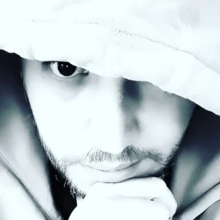 Daniel Tek