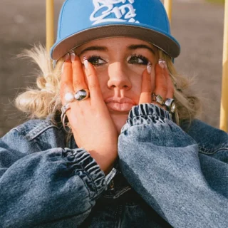 Ines Rae