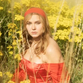 Julia Viktoria