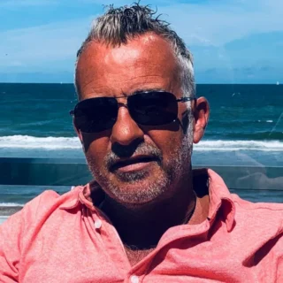 Ron Van Den Beuken