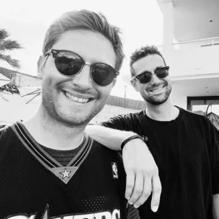 Seaside Clubbers